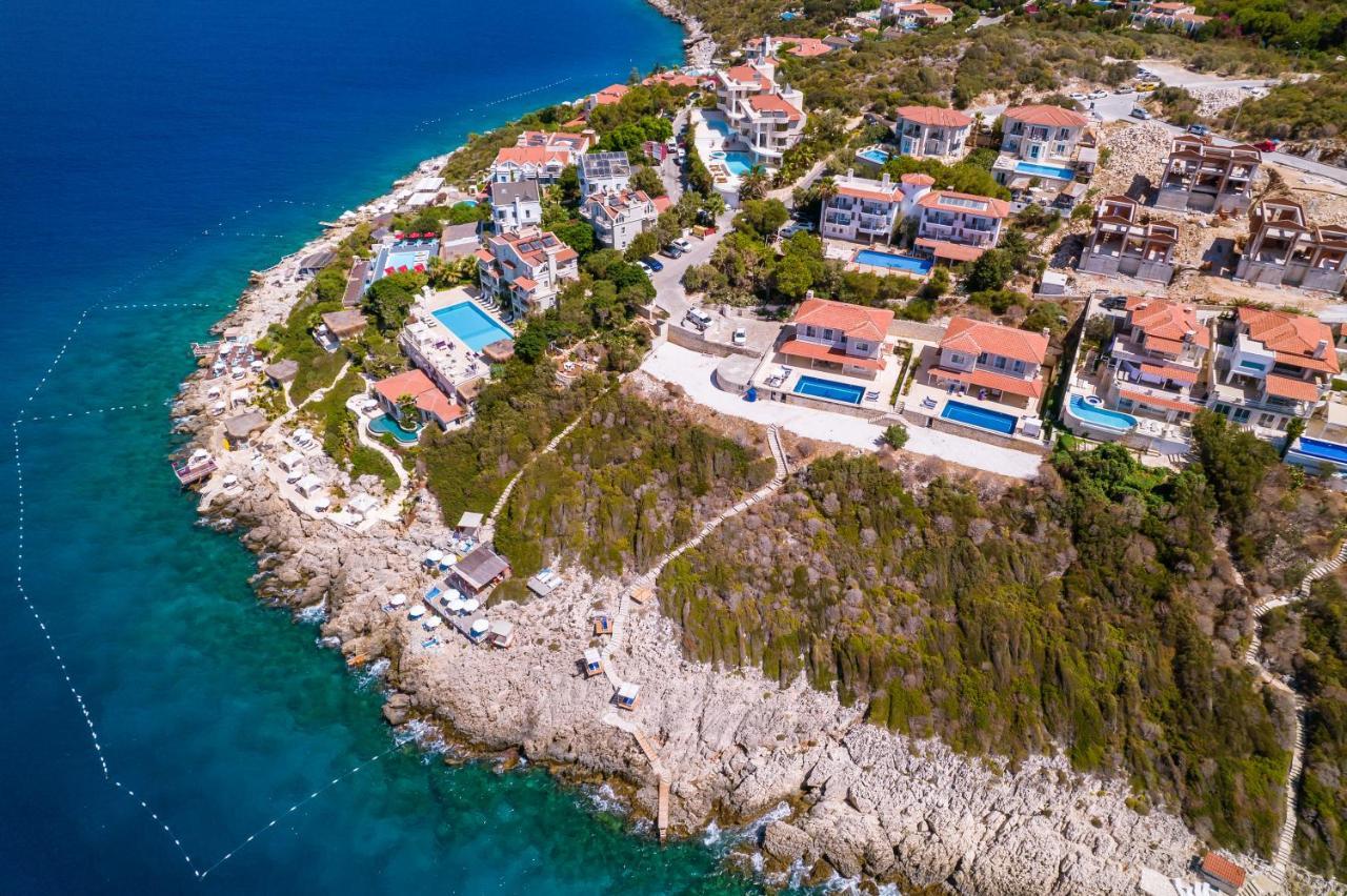 La Kumsal Denize Sifir Ve Oezel Havuzlu Dubleks Suit Kaş Exterior photo